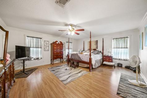 210 Tolle Road Cibolo TX 78108