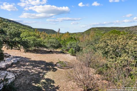 474 Lost Lane Tarpley TX 78883