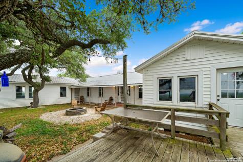 10801 County Road 116 Kenedy TX 78119