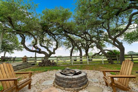 10801 County Road 116 Kenedy TX 78119