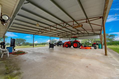10801 County Road 116 Kenedy TX 78119