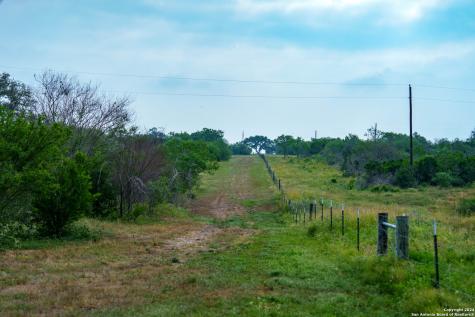 10801 County Road 116 Kenedy TX 78119