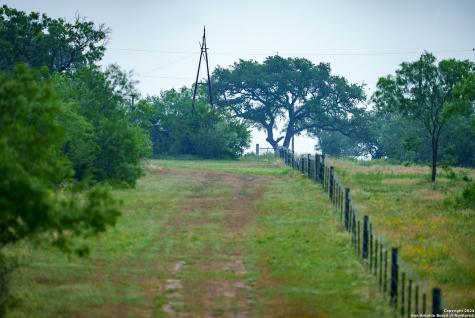 10801 County Road 116 Kenedy TX 78119