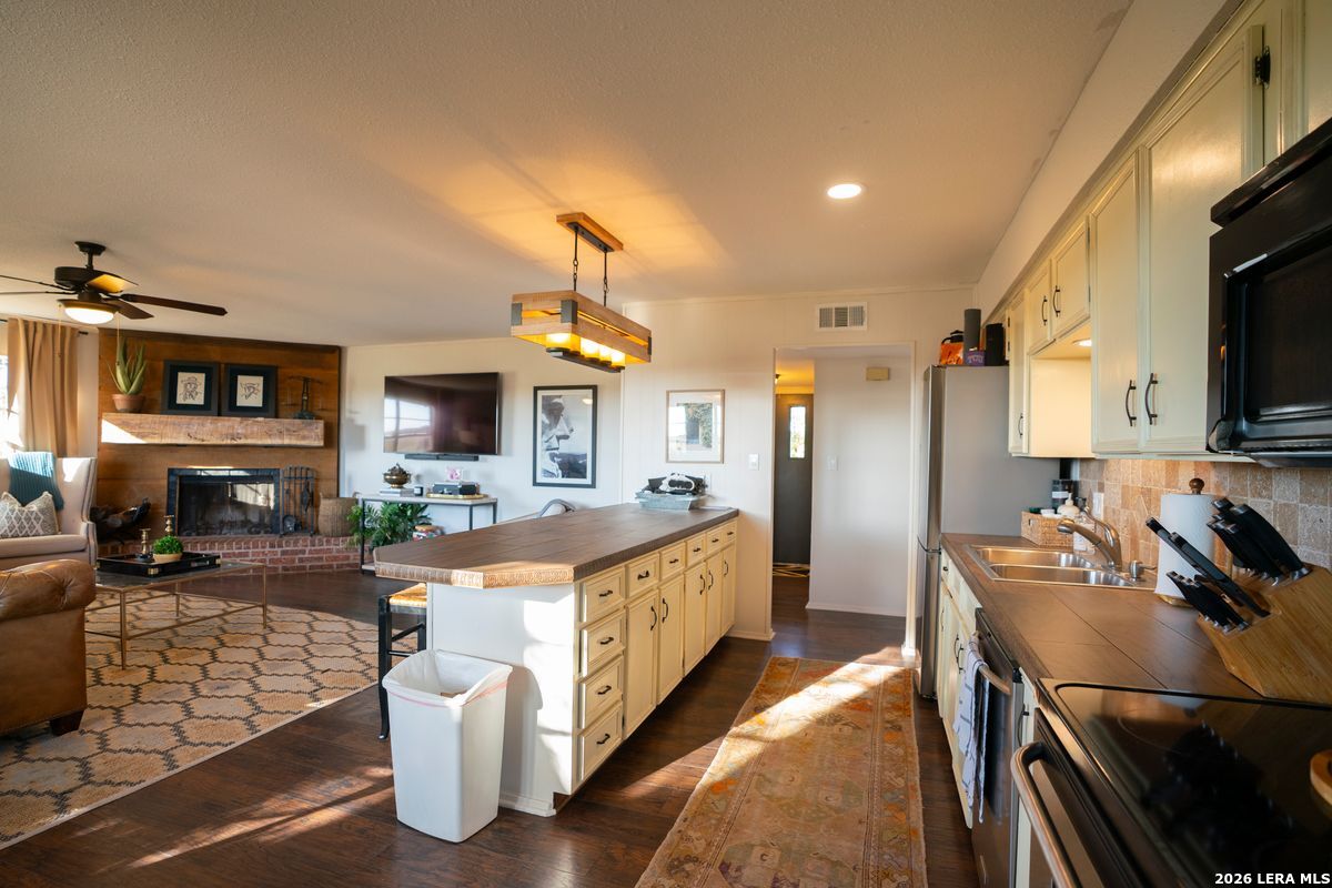1001 County Road 290 Rising Star TX 76471