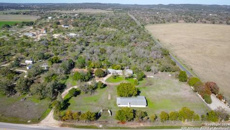 6268 Highway 27 Center Point TX 78010