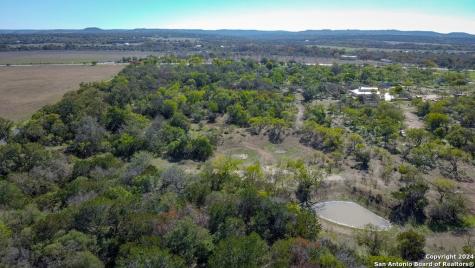 6268 Highway 27 Center Point TX 78010