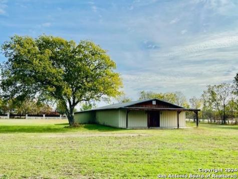 6268 Highway 27 Center Point TX 78010