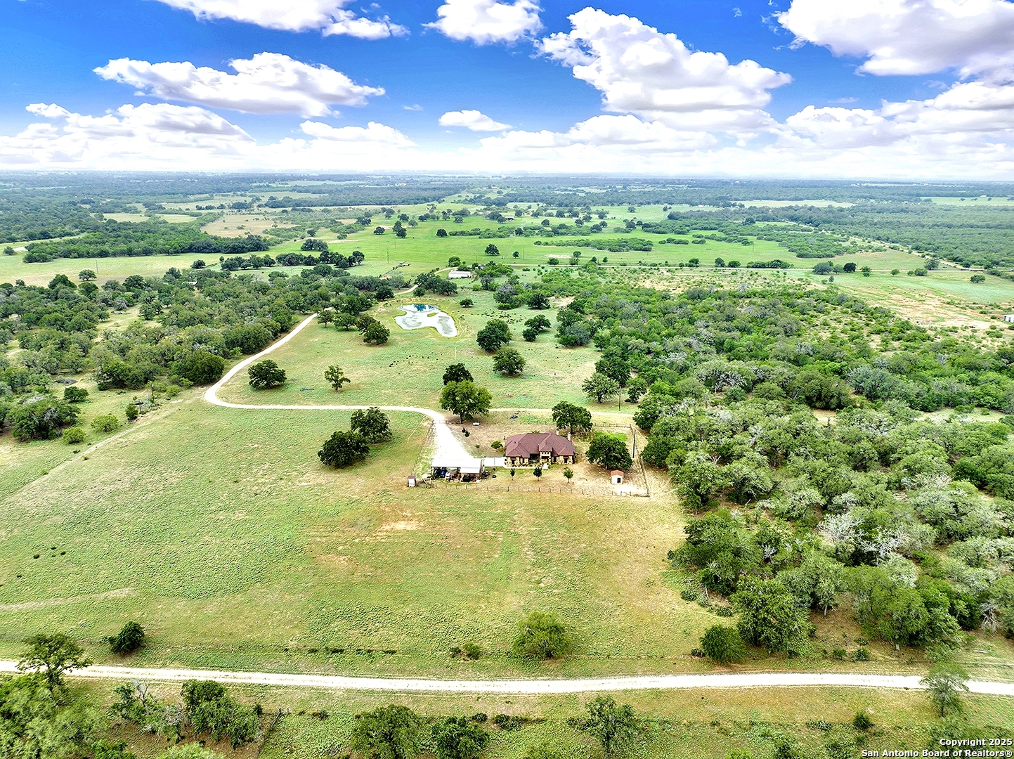 1494 County Road 433 Stockdale TX 78160
