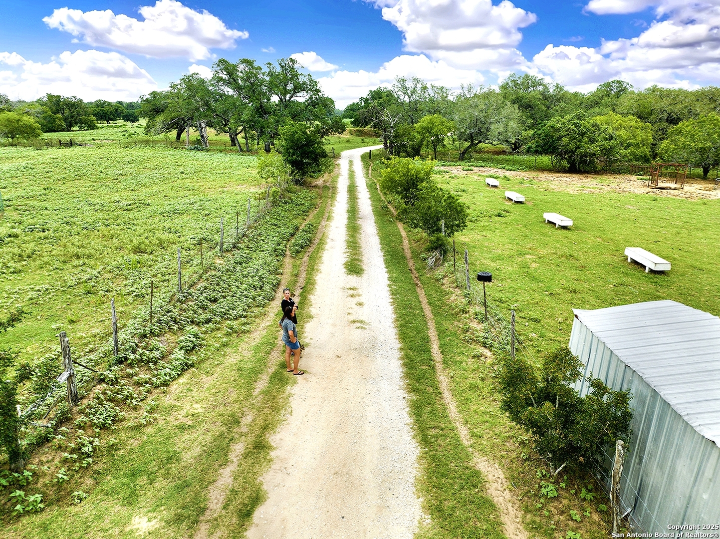 1494 County Road 433 Stockdale TX 78160