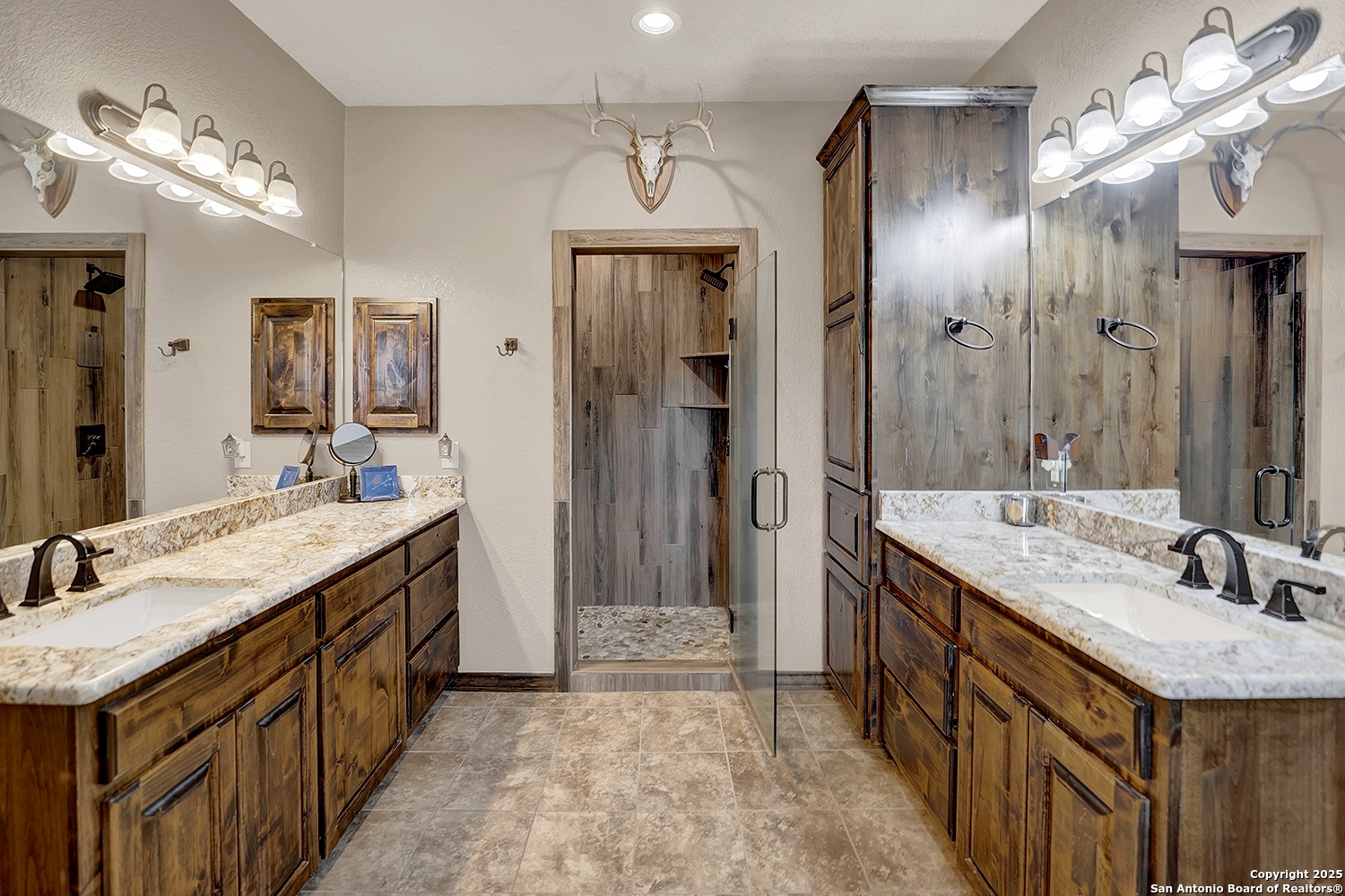 1494 County Road 433 Stockdale TX 78160