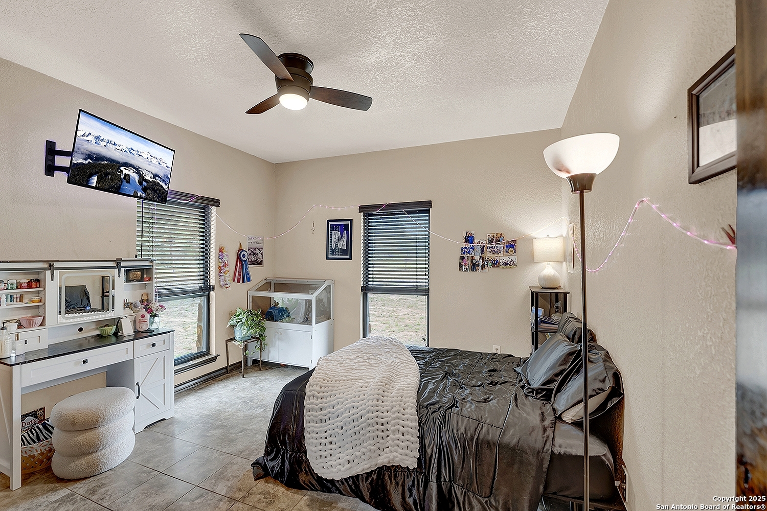 1494 County Road 433 Stockdale TX 78160