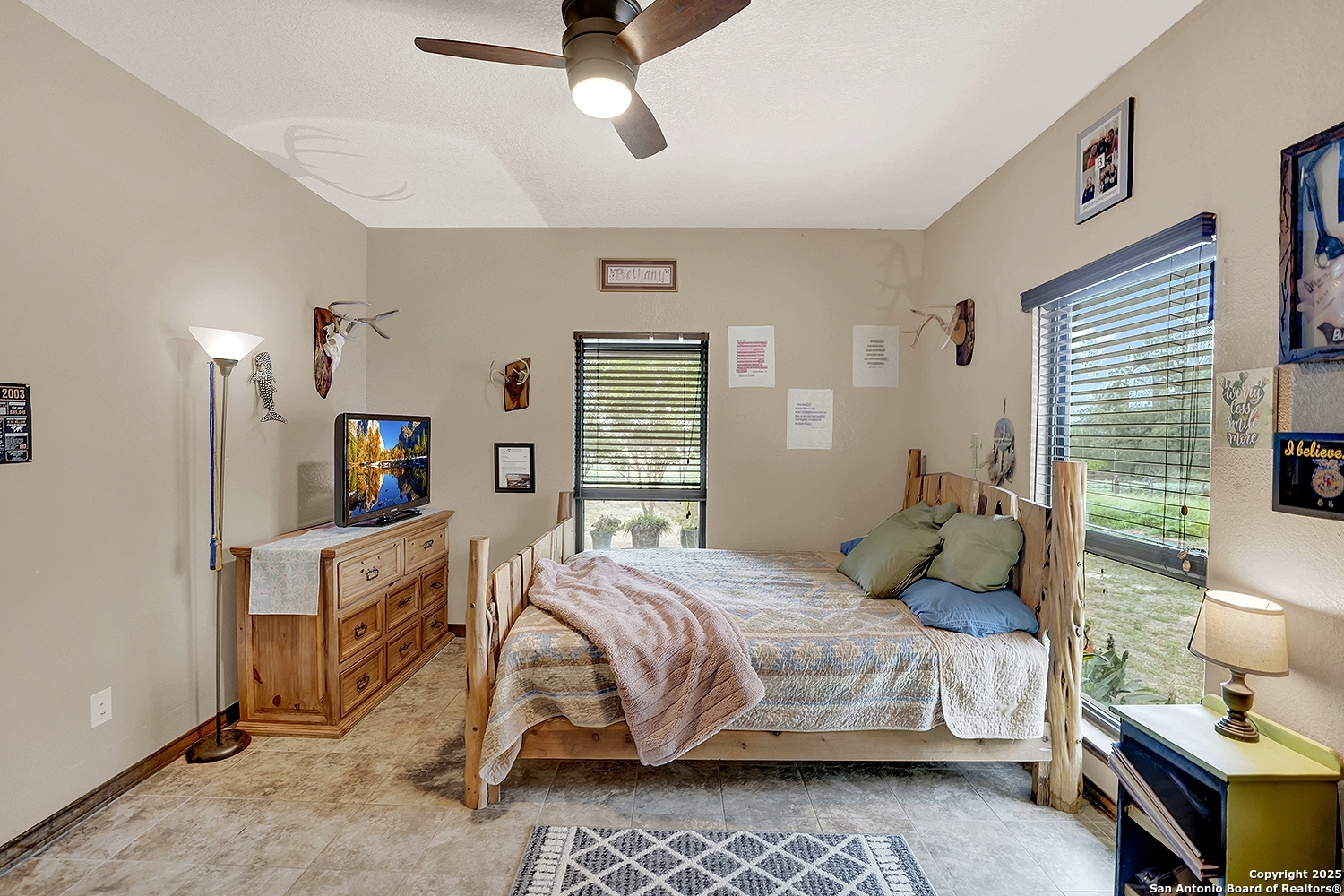 1494 County Road 433 Stockdale TX 78160