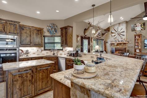 1494 County Road 433 Stockdale TX 78160