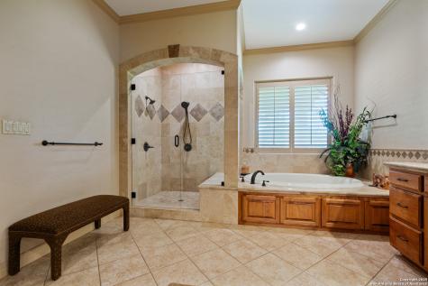 560 Westwway Drive Kerrville TX 78028