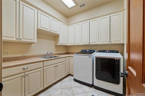 560 Westwway Drive Kerrville TX 78028