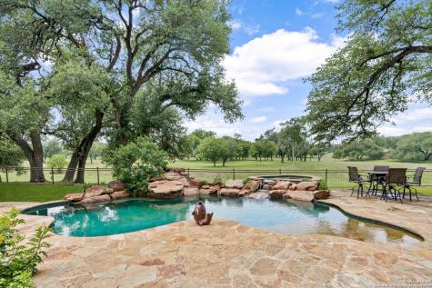 560 Westwway Drive Kerrville TX 78028