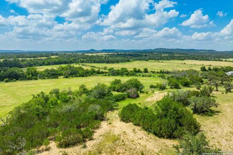 8 Cypress Creek Road Comfort TX 78013