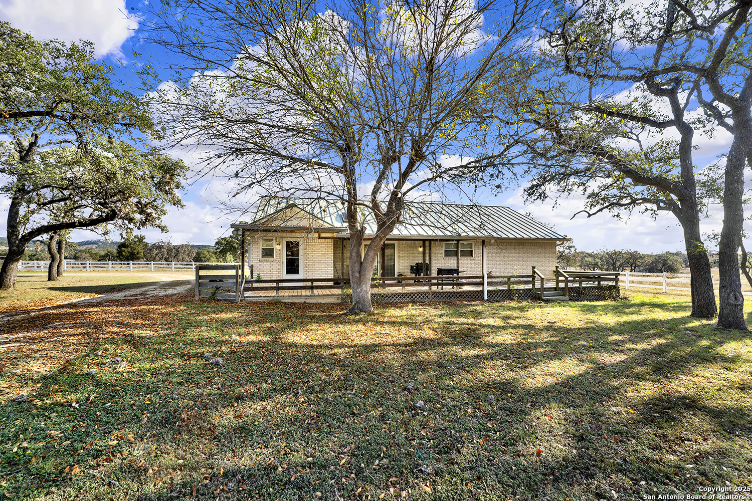16103 State Highway 16 N Medina TX 78055