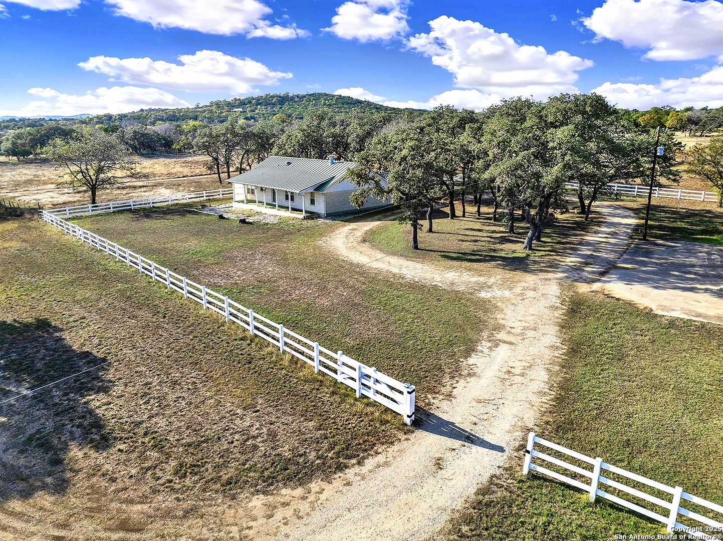 16103 State Highway 16 N Medina TX 78055