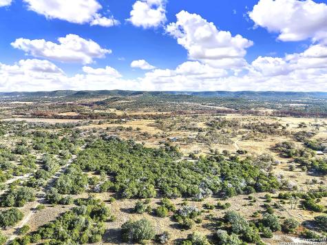 16103 State Highway 16 N Medina TX 78055