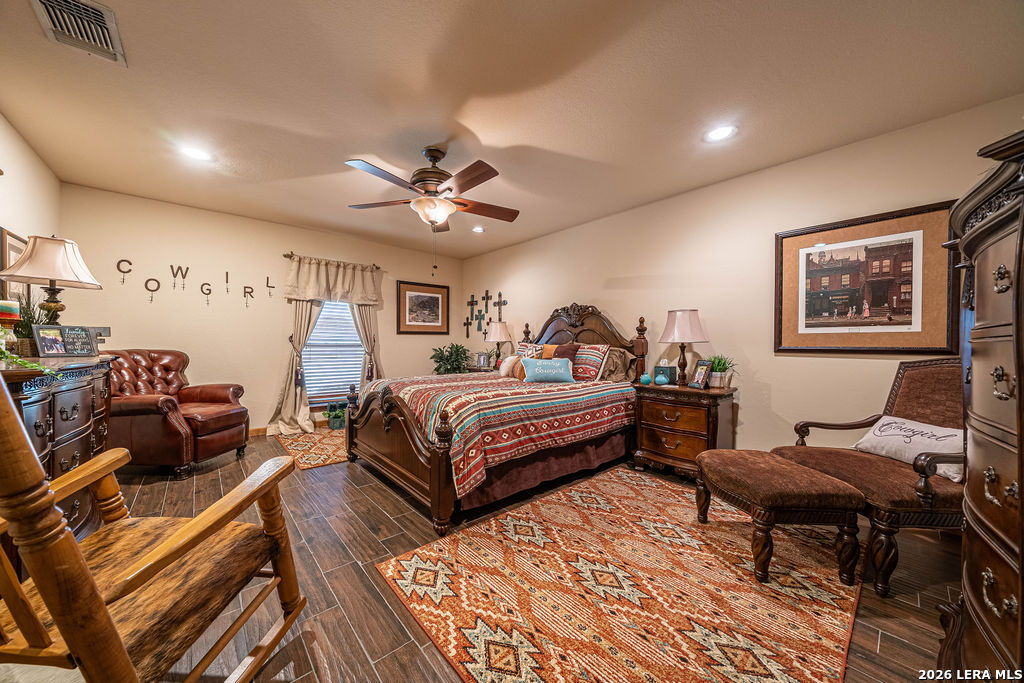 13633 Us Highway 87 South Adkins TX 78101