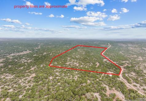 87 Mutt Road Brackettville TX 78832