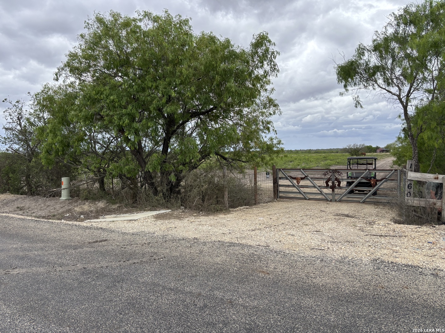 1460 County Road 193 Karnes City TX 78118