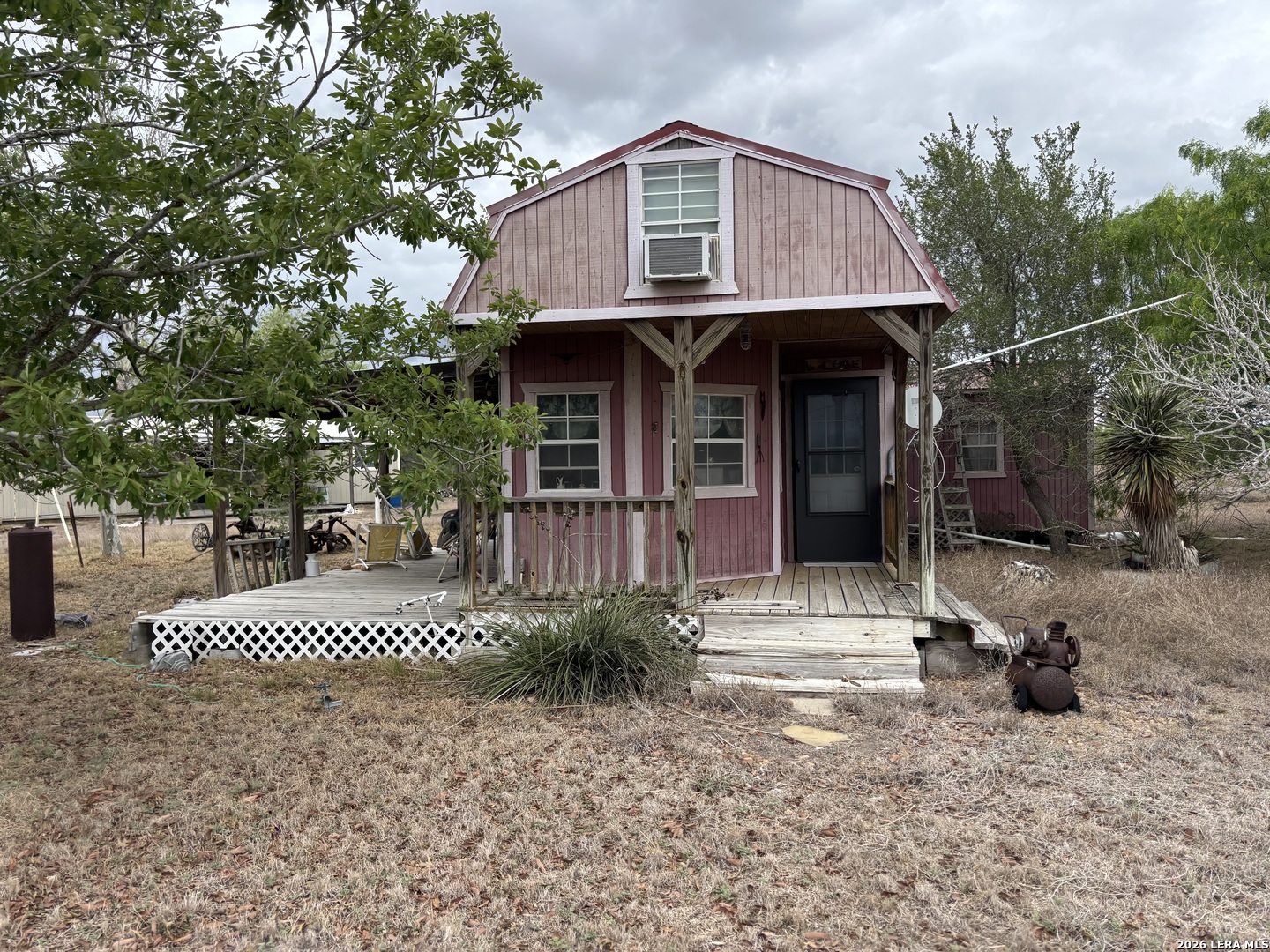 1460 County Road 193 Karnes City TX 78118