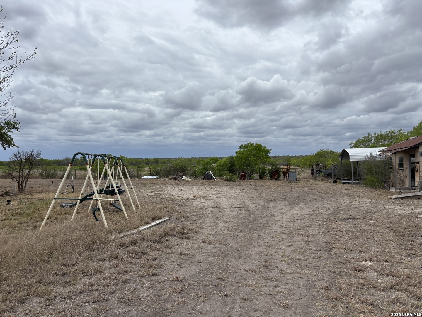 1460 County Road 193 Karnes City TX 78118