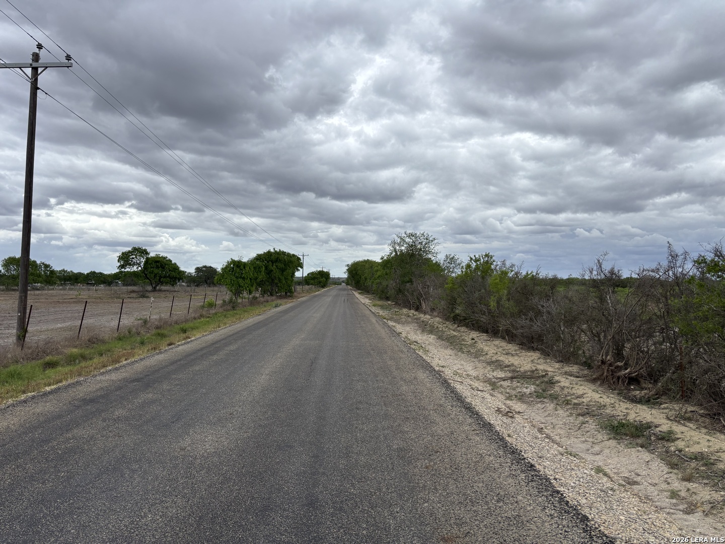 1460 County Road 193 Karnes City TX 78118
