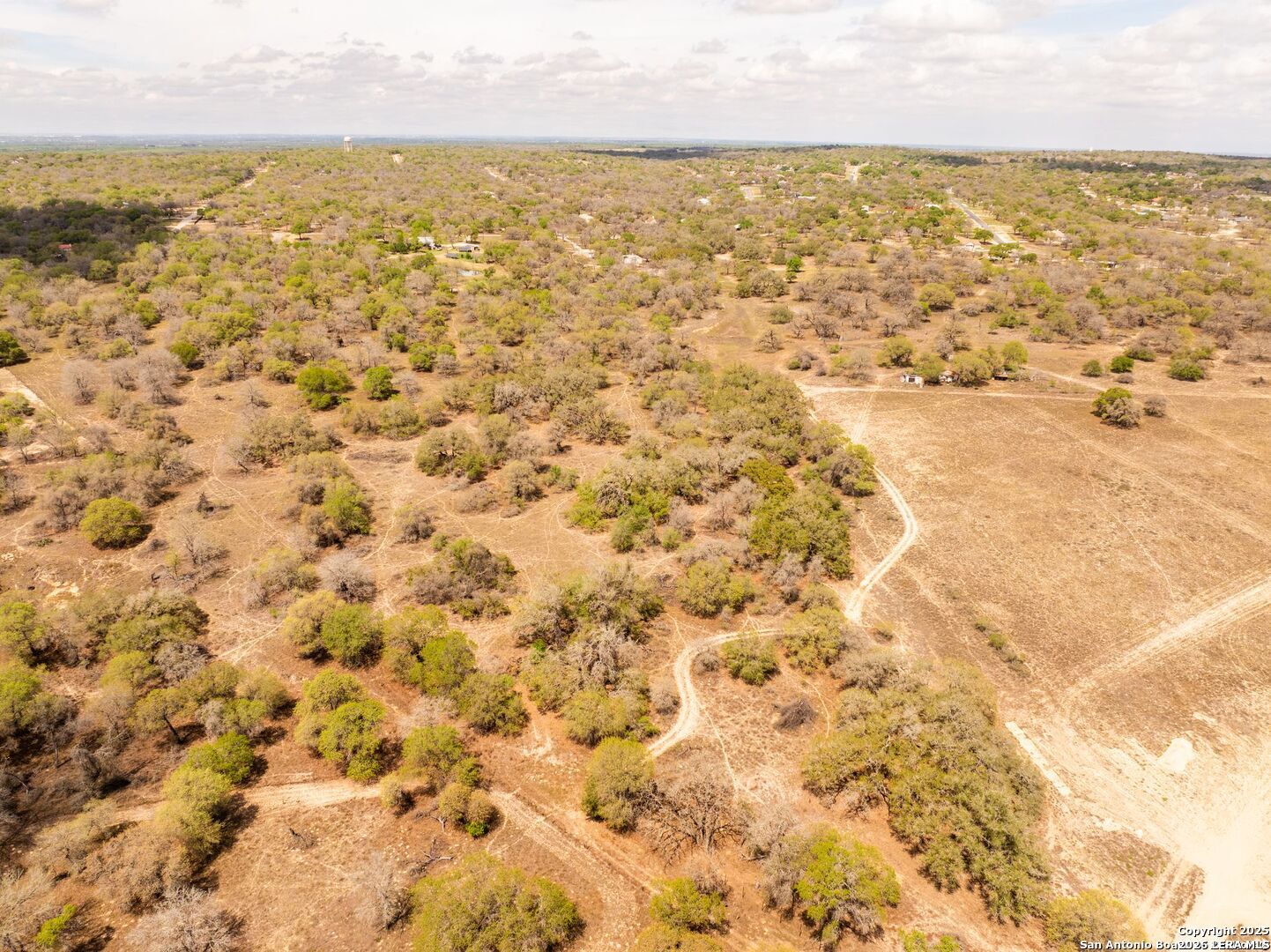 61 Acres Crescent Ridge Adkins TX 78101