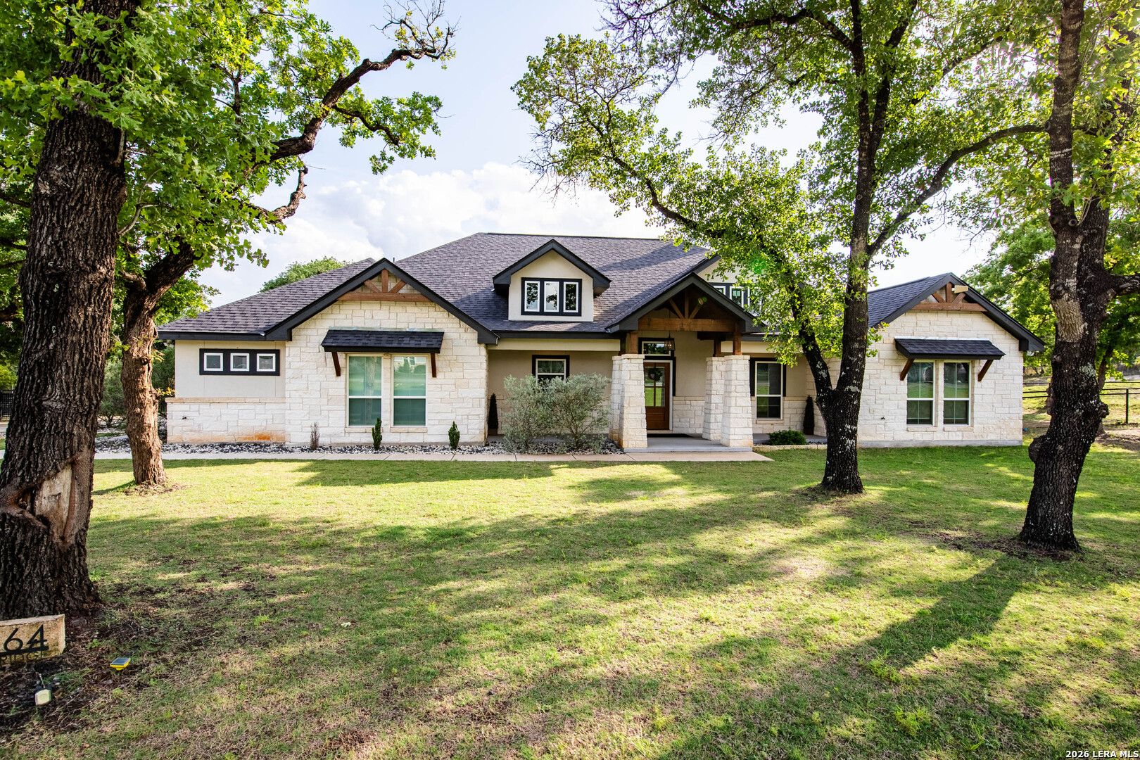 61 Acres Crescent Ridge Adkins TX 78101