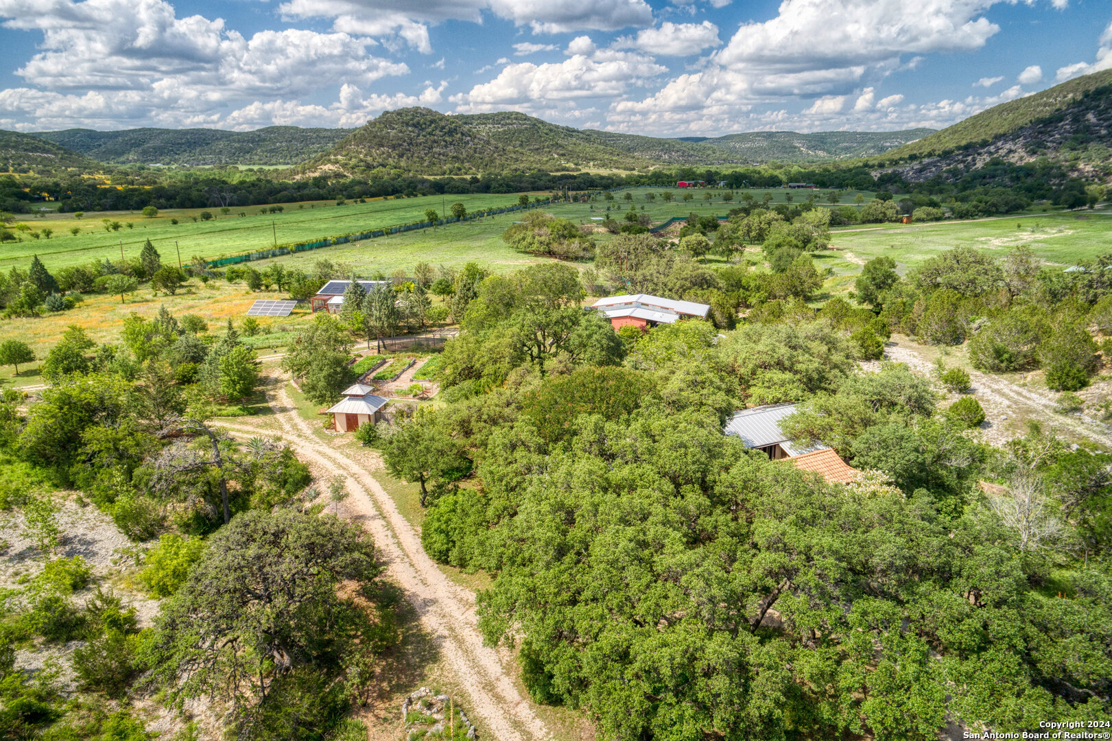 801 Mickle Creek Medina TX 78055