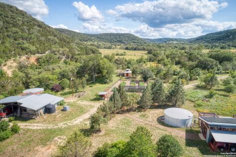 801 Mickle Creek Medina TX 78055
