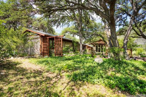 801 Mickle Creek Medina TX 78055