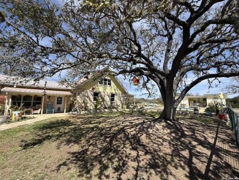 3320 Privilege Creek Pipe Creek TX 78063