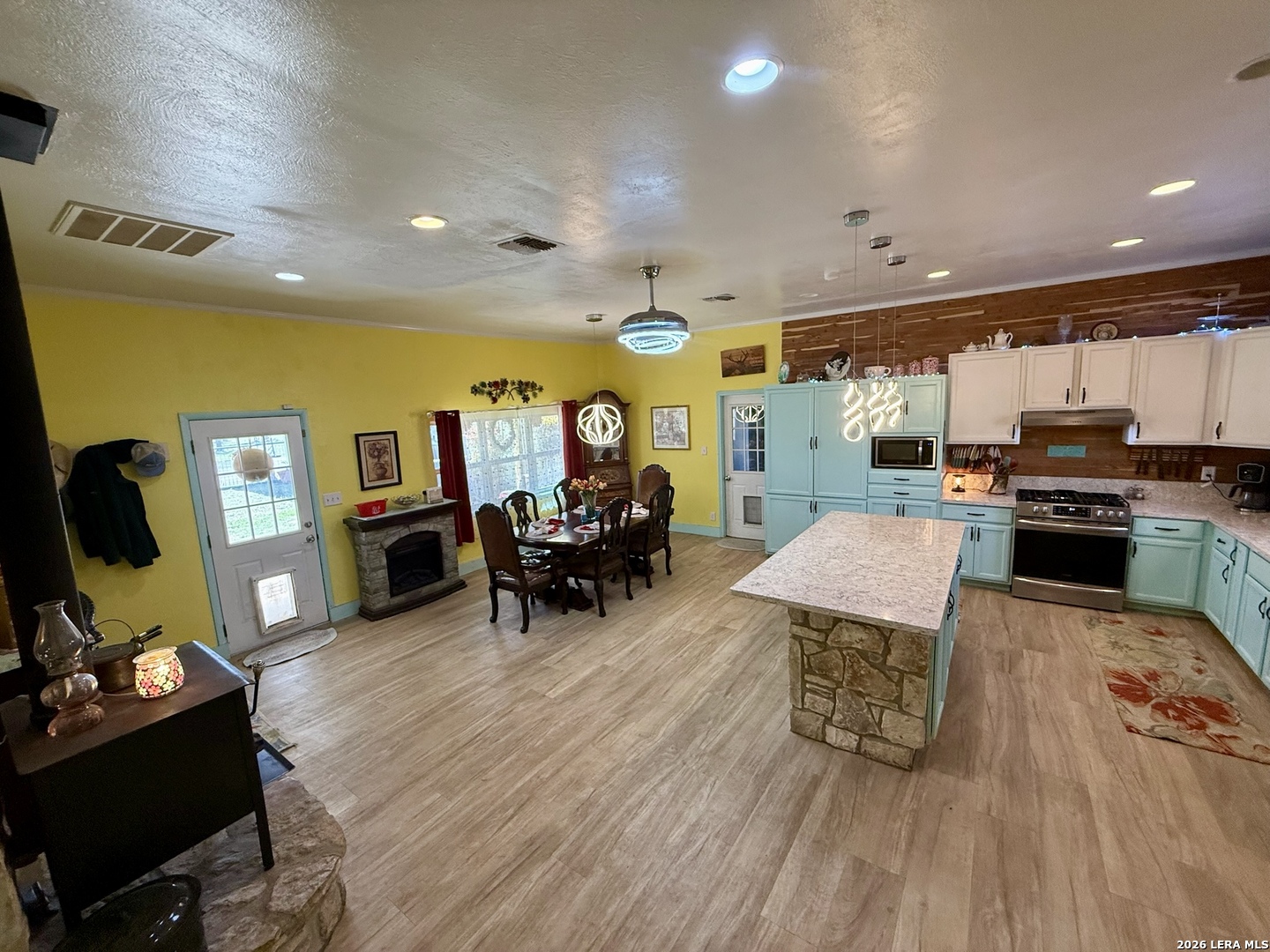 3320 Privilege Creek Pipe Creek TX 78063