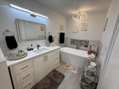 3320 Privilege Creek Pipe Creek TX 78063