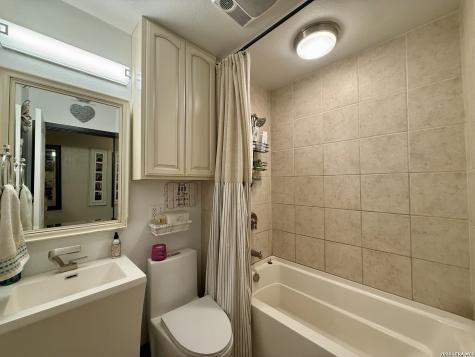 3320 Privilege Creek Pipe Creek TX 78063