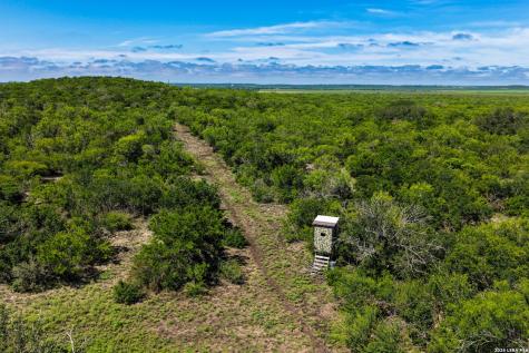 000 Private Road 5754 Castroville TX 78009