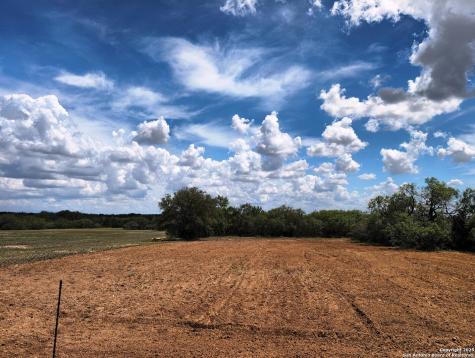 125 Acres Cooksey Road Adkins TX 78101