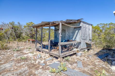 1917 Ranch Road 3348 Brackettville TX 78832