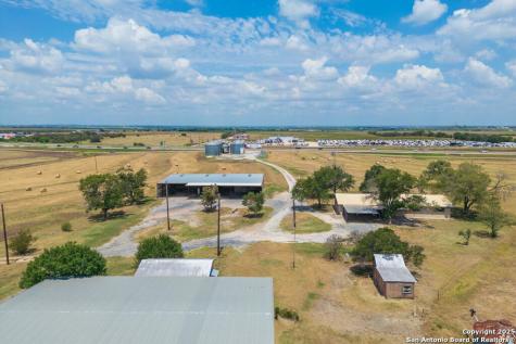 5775 W Interstate 10 Seguin TX 78155