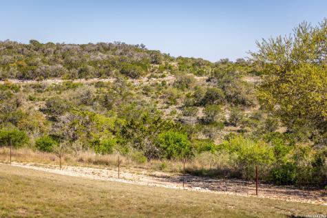 6110 State Highway 173 N Hondo TX 78861