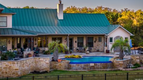 6110 State Highway 173 N Hondo TX 78861