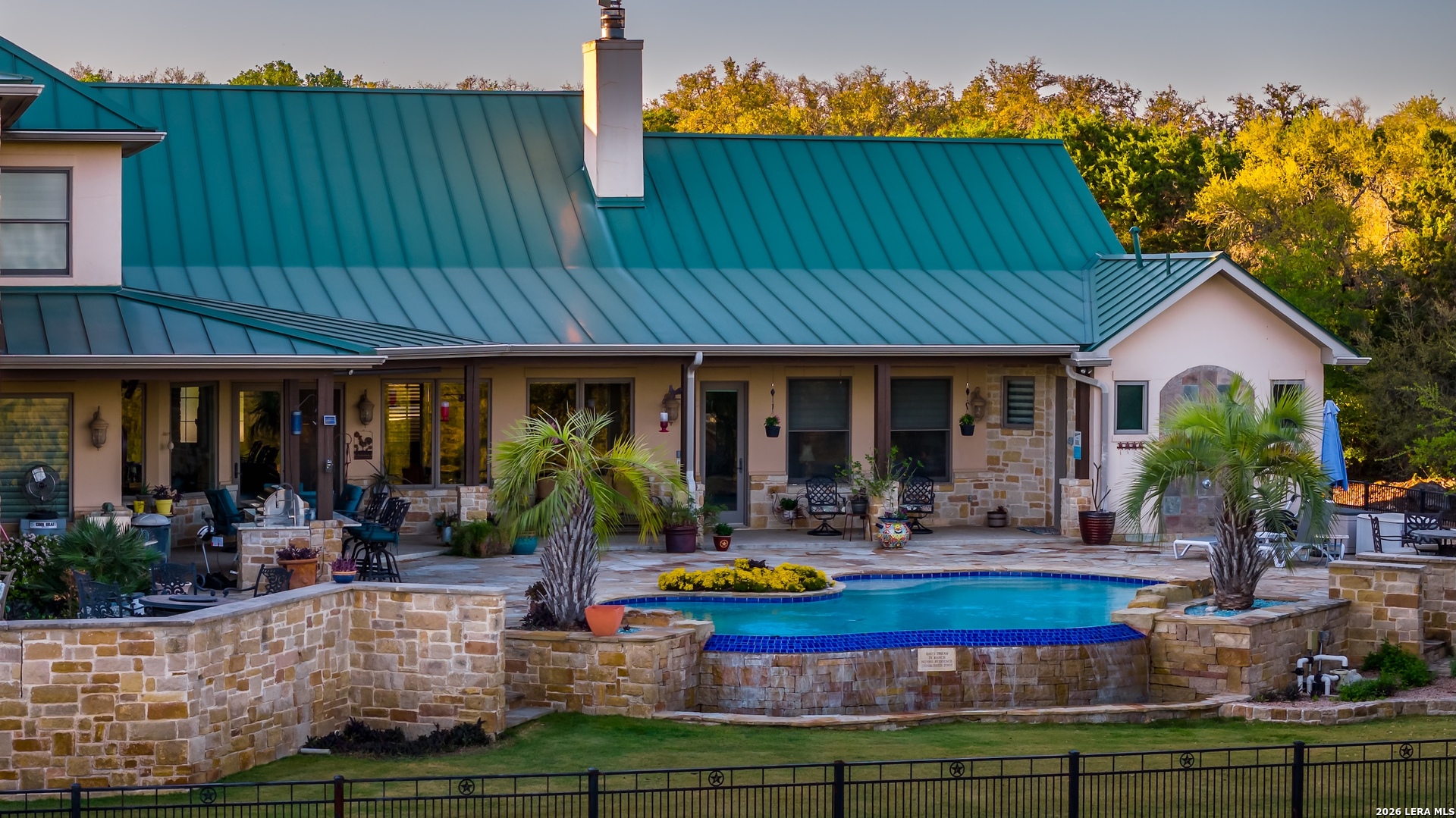 6110 State Highway 173 N Hondo TX 78861