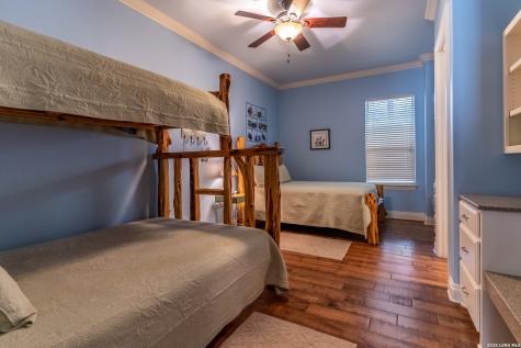 6110 State Highway 173 N Hondo TX 78861