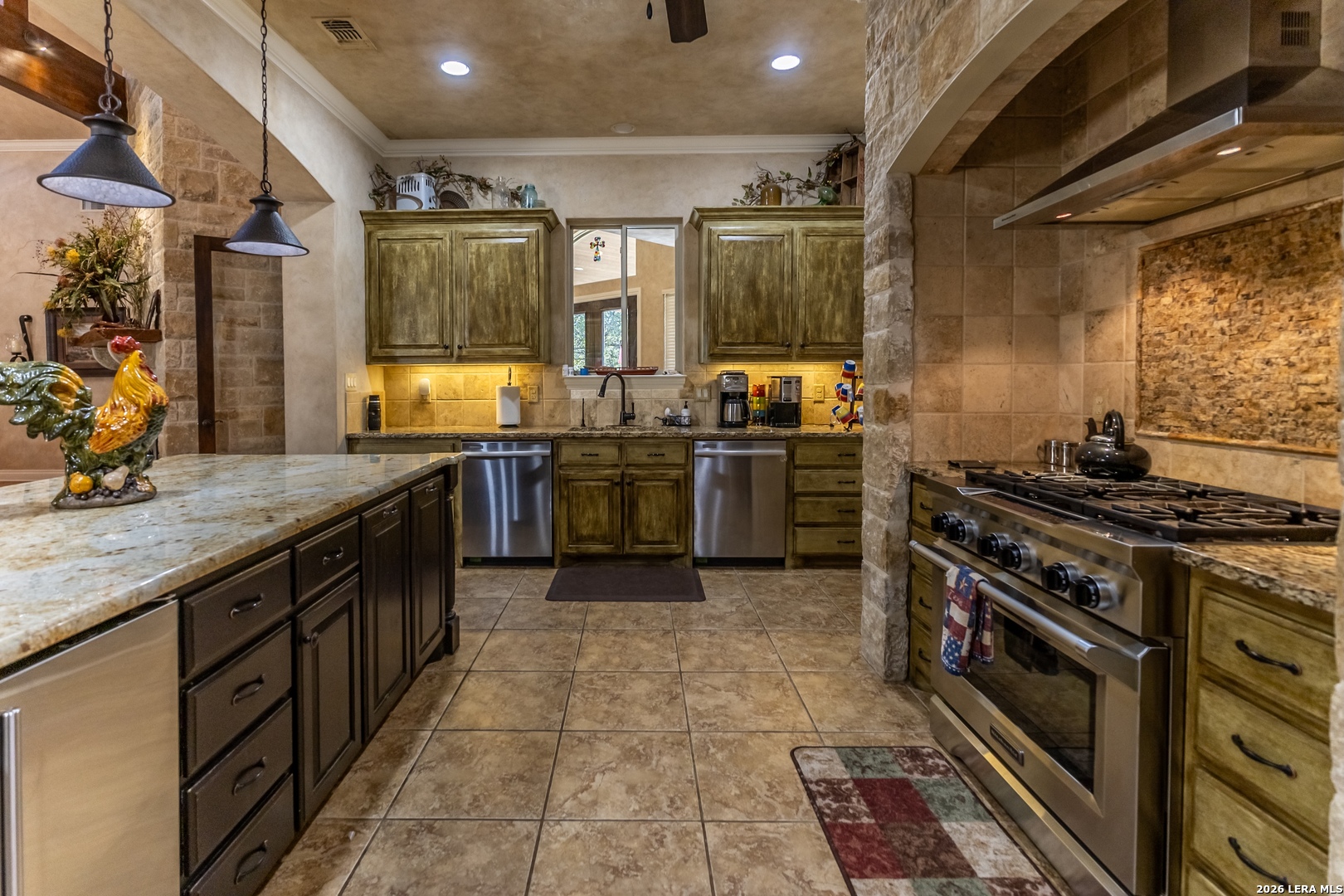 6110 State Highway 173 N Hondo TX 78861