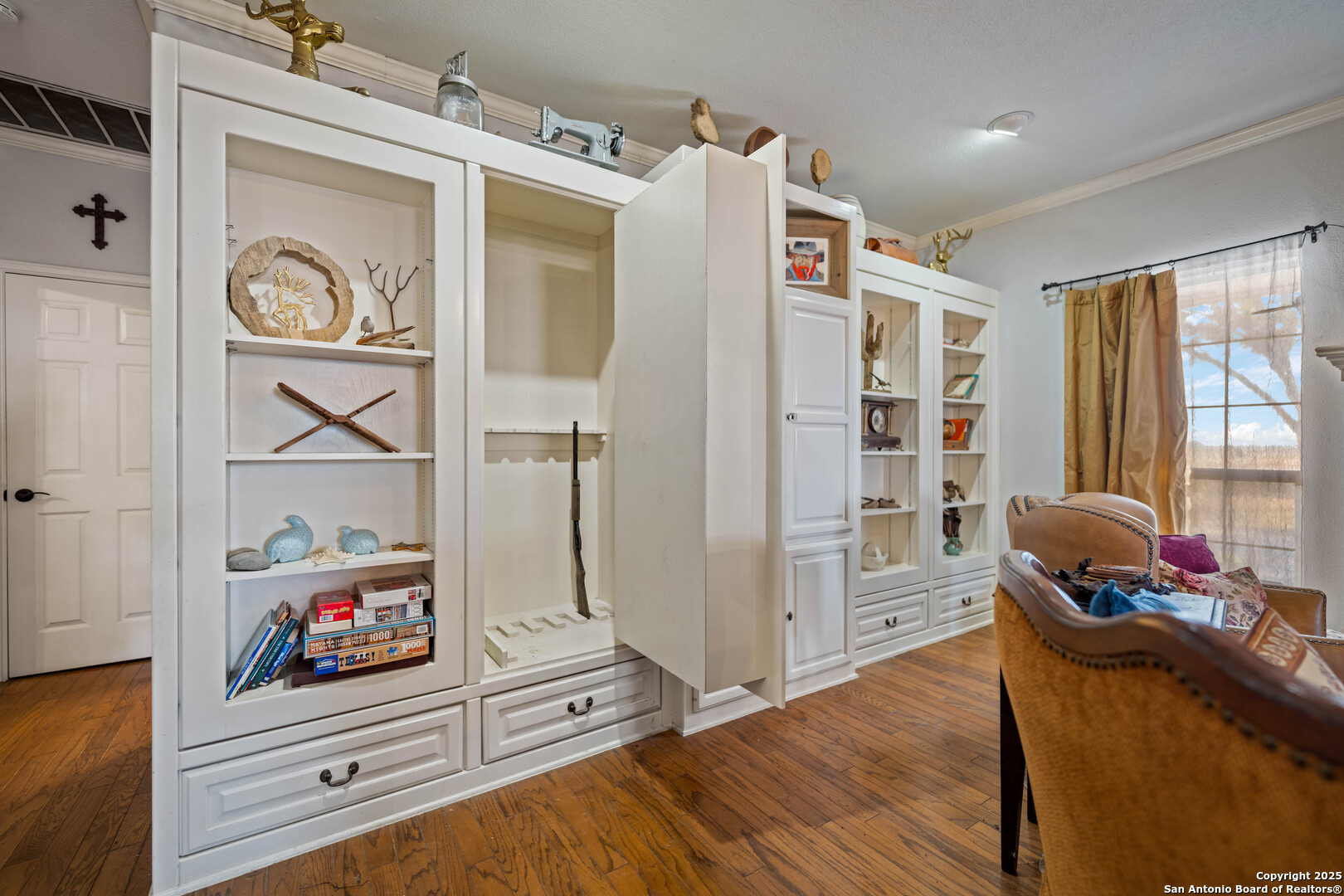 809 County Road 213 Mccoy TX 78113