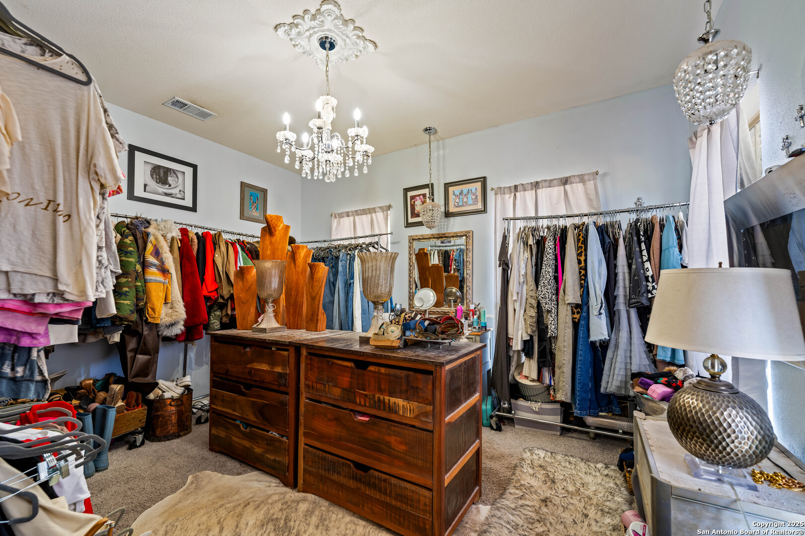 809 County Road 213 Mccoy TX 78113